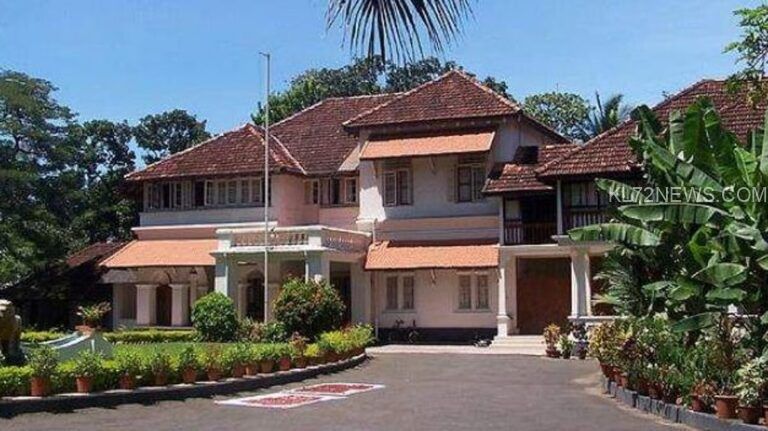 കാലിത്തൊഴുത്തിന് 23 ലക്ഷം, ചാണകക്കുഴിക്ക് 4.40 ലക്ഷം; ക്ലിഫ് ഹൗസ് നവീകരണത്തിന് മൂന്നു വര്‍ഷത്തിനിടെ ചെലവാക്കിയത് 1.80 കോടി