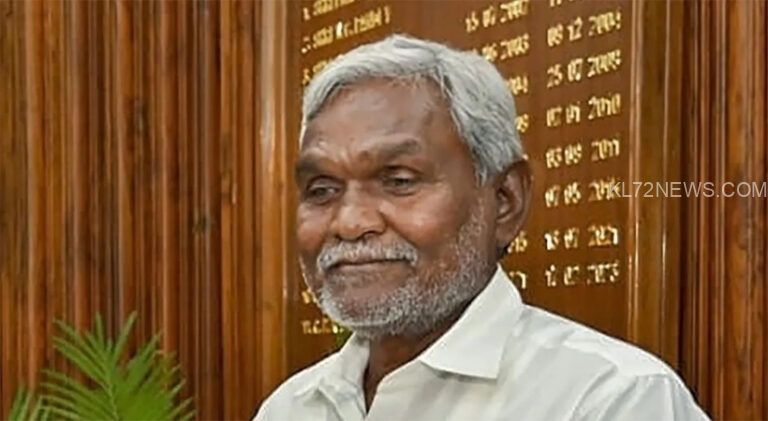 അധികാരം ഇല്ലെങ്കില്‍ പാര്‍ട്ടിയും വേണ്ട, ത്സാര്‍ഖണ്ഡ് മുന്‍ മുഖ്യമന്ത്രി ചംപയ് സോറന്‍ ബിജെപിയിലേക്കെന്ന് സൂചന, ചര്‍ച്ചകള്‍ക്കായി ദില്ലിയിലെത്തി…കൂടെ 6 എംഎല്‍എമാര്‍?