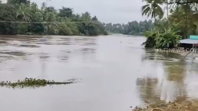ജലനിരപ്പ് ഉയരുന്നു; രണ്ട് നദികളിൽ ഓറഞ്ച് അലർട്ട് പ്രഖ്യാപിച്ച് കേന്ദ്ര ജല കമ്മീഷൻ; എട്ട് ഡാമുകളിൽ റെഡ് അലർട്ട്