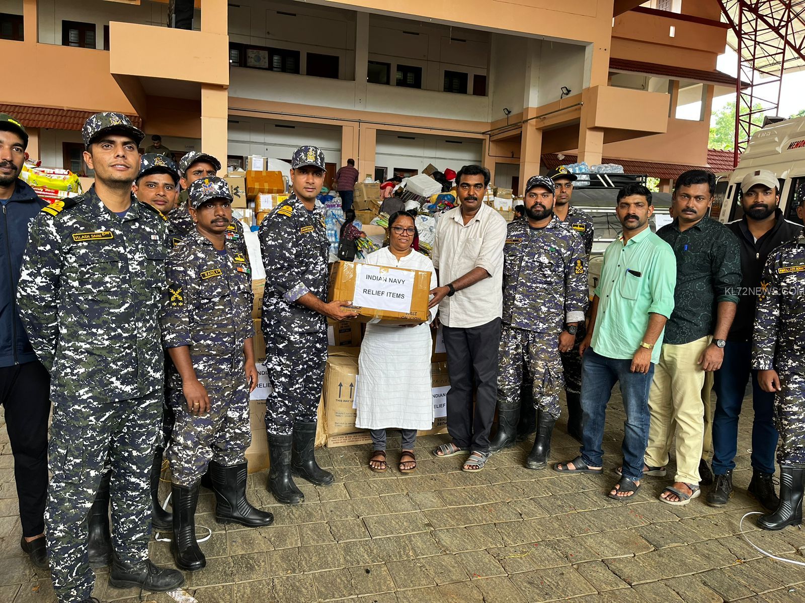 WhatsApp Image 2024-08-04 at 16.47.38_443a2798