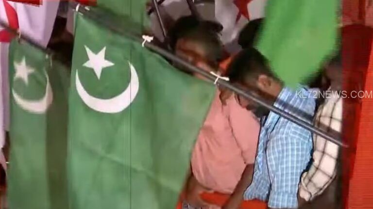 യുവജന പ്രതിഷേധമിരമ്പി; മാപ്പ് ചോദിച്ച് കേരള ഗ്രാമീണ്‍ ബാങ്ക്; ബുധനാഴ്ചയ്ക്കകം പണം തിരികെ നല്‍കും