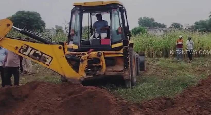 Child-Fell-into-Tube-Well