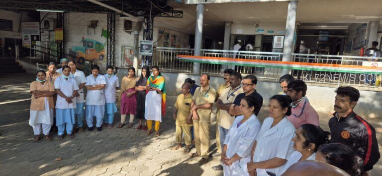 വയനാട് മെഡിക്കൽ കോളേജിൽ റിപ്പബ്ലിക്ക് ദിനം ആഘോഷിച്ചു
