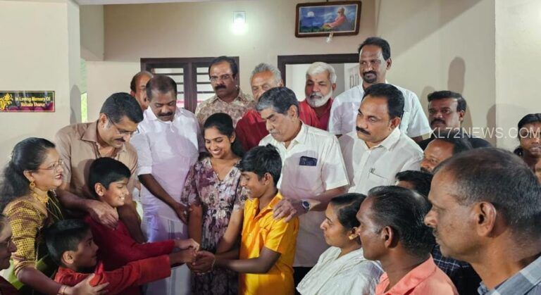 ശോഭനന് വീടൊരുക്കി ബാംഗ്ലൂർ കേരള സമാജം