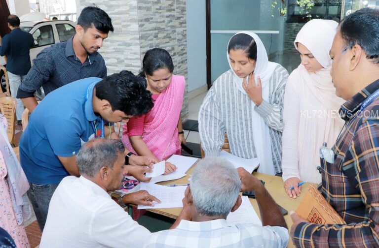 മുണ്ടക്കൈ-ചൂരല്‍മല പുനരധിവാസംആദ്യ ദിനത്തില്‍ 107 ആളുകളെ നേരില്‍ കണ്ടു