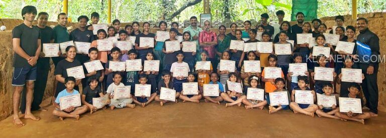 അവധിക്കാല കളരി പരിശീലന ക്യാമ്പിൽ ലഹരി വിരുദ്ധ സന്ദേശം നൽകി