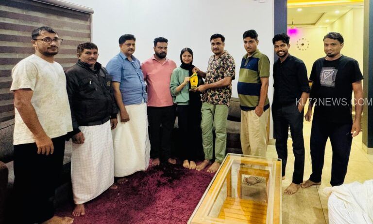നഹാന നസ്റിനെ ആദരിച്ച് യൂത്ത് ലീഗ്