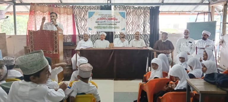 ദ്വാരകയിൽചങ്ങാത്തം ക്യാമ്പ് നടത്തി