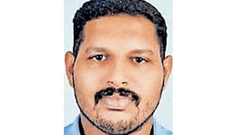 കേറ്ററിങ് സ്ഥാപന ഉടമ കാറിൽ മരിച്ചനിലയിൽ