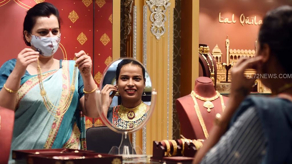 1f4bc9fb-6481-444f-9c6e-b1a2690ae46d