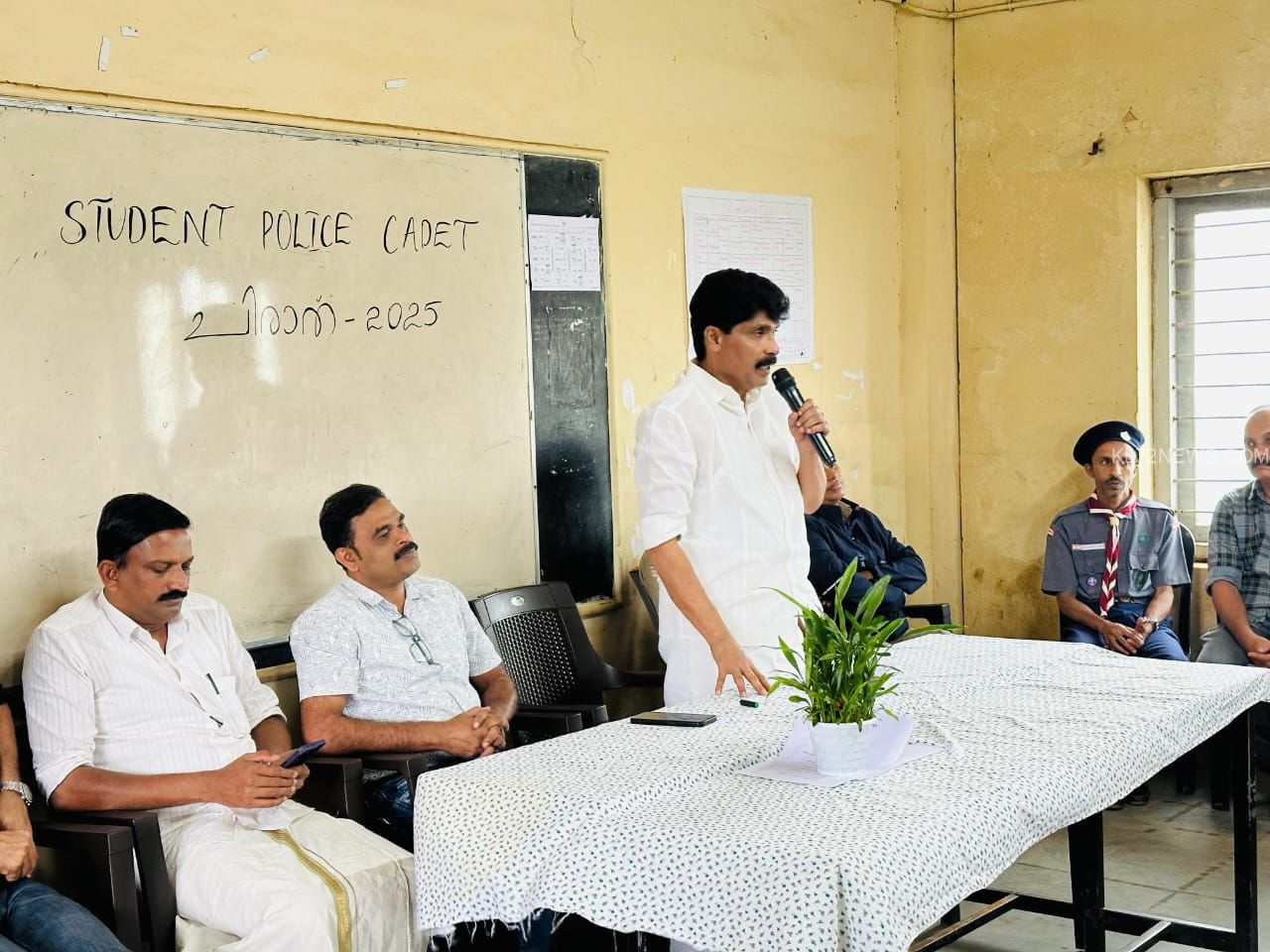 8f56baab-d63f-45fb-9922-aecfc2395272