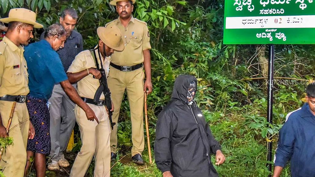 bbc93812-d985-4c5e-8791-72d268359fdf