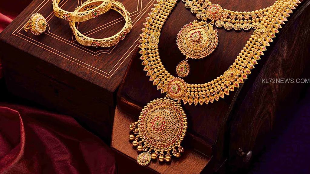 d6261915-9c08-4aa5-be77-8c6744b4d88f (1)