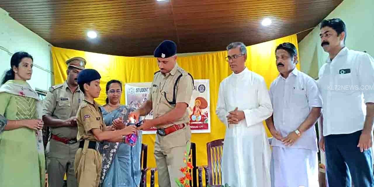 e261f7e9-0a4f-49c5-a84a-0438a18d3306