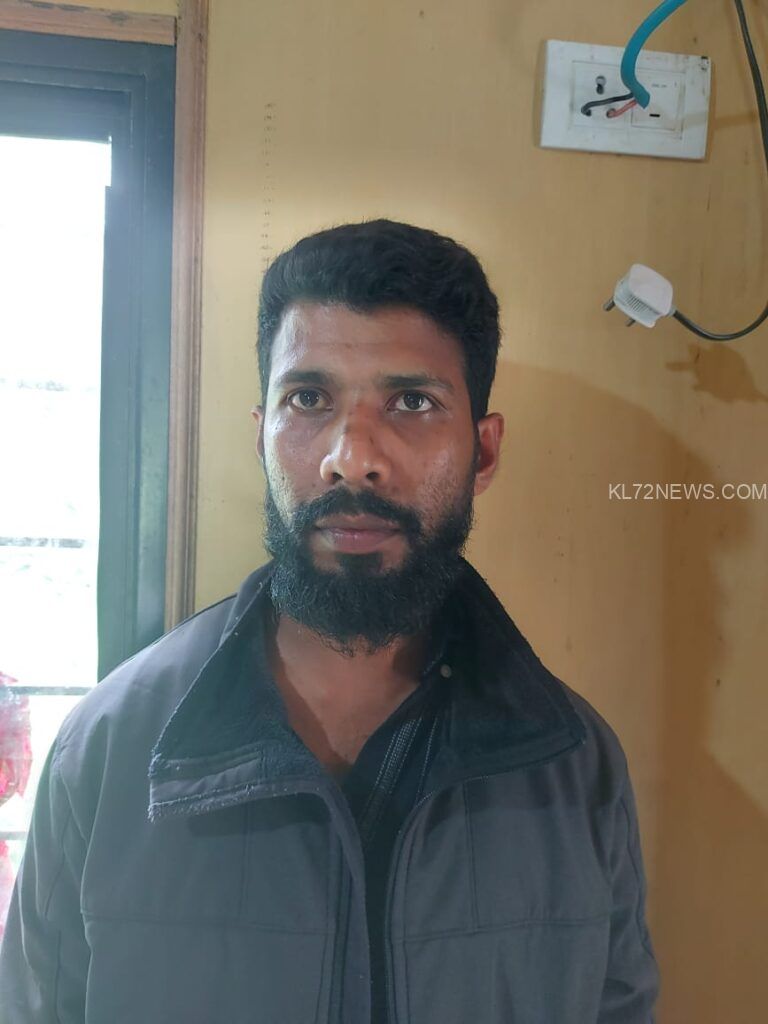 വെടിയുണ്ടകളുമായി യുവാവ് തോൽപ്പെട്ടി എക്സൈസ് ചെക്ക്പോസ്റ്റിൽ പിടിയിൽ, അനന്തര നടപടിക്കൾക്കായി പോലീസിനും കൈമാറി