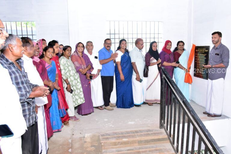 കണിയാമ്പറ്റ ഗ്രാമപഞ്ചായത്ത്‌ സർക്കാർ ആയുർവേദ ഡിസ്പെൻസറി സബ് സെന്റർ കമ്പളക്കാട് ബസ്റ്റാൻഡ് കെട്ടിടത്തിൽ തുറന്നു പ്രവർത്തിച്ചു