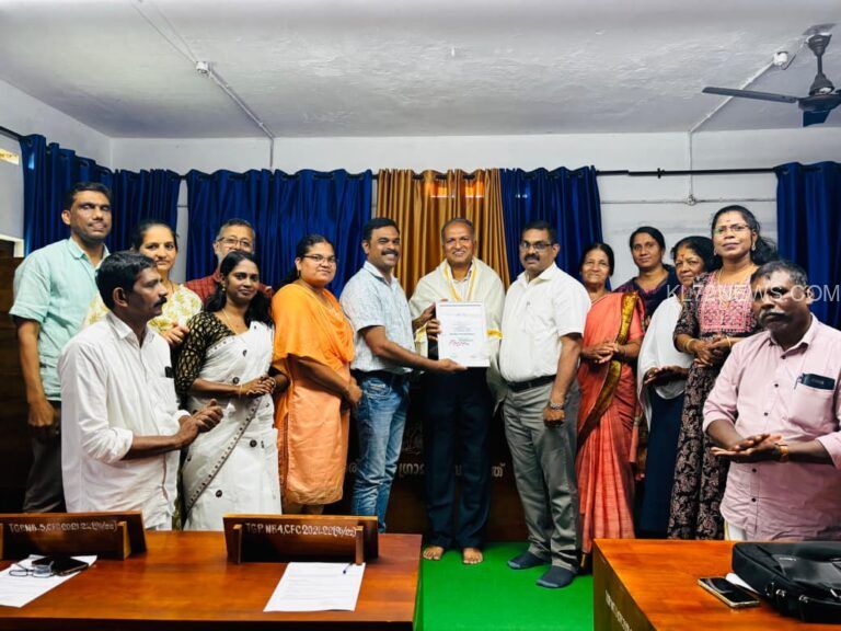 ആനി മേരി ഫൗണ്ടേഷന് തരിയോട് ഗ്രാമപഞ്ചായത്തിന്റെ ആദരം