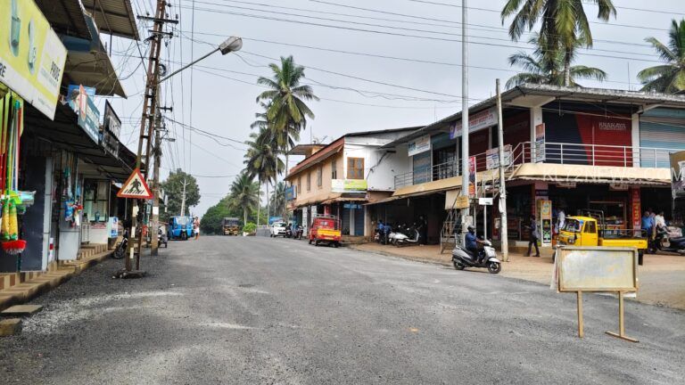 മുള്ളൻകൊല്ലി പഞ്ചായത്തിലെ പെരിക്കല്ലൂർ ടൗൺ രണ്ടാം വാർഡിൽ സ്ഥാനാർത്ഥിക്കായി കടുംപിടുത്തം