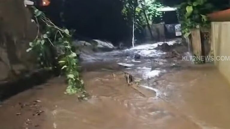 തമ്മനത്ത് ജല സംഭരണിയുടെ പാളി തകര്‍ന്നു, വീടുകളില്‍ വെള്ളം കയറി, പ്രദേശത്ത് വന്‍ നാശം