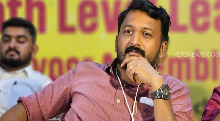 രാഹുൽ മാങ്കൂട്ടത്തിലിനെതിരായ ലൈംഗിക പീഡന പരാതി; തുടർ നടപടികൾ നിരീക്ഷിക്കാൻ കോൺഗ്രസ്, പുറത്താക്കണമെന്ന് ആവശ്യം