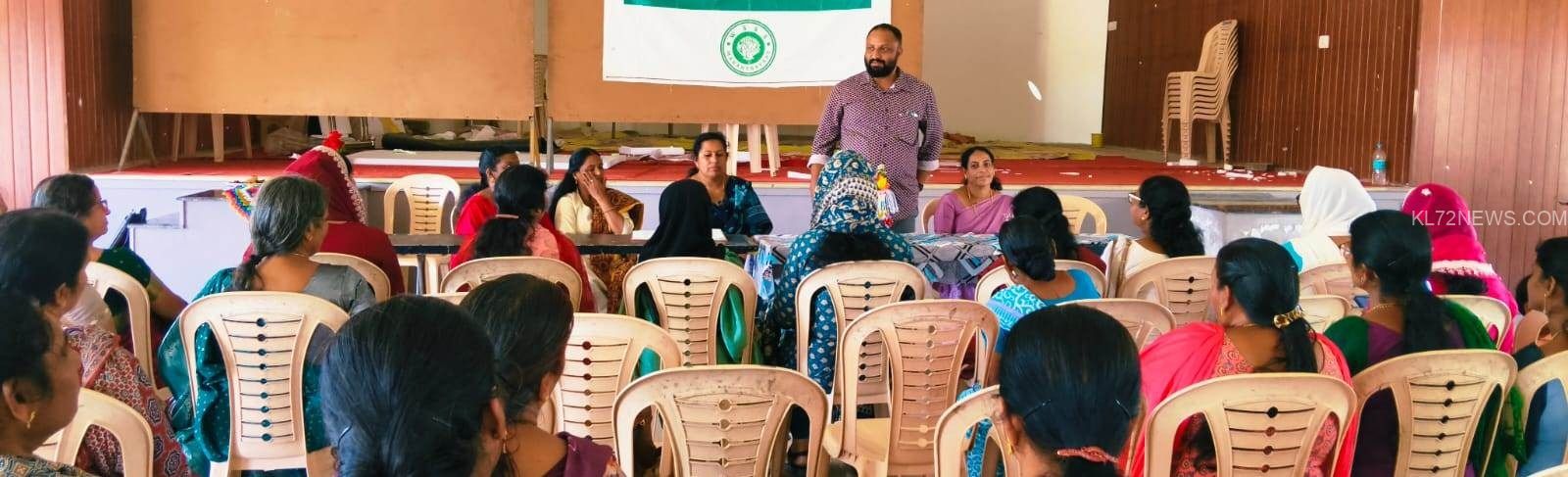 ede55dad-b79d-4813-a071-686df7d8347e