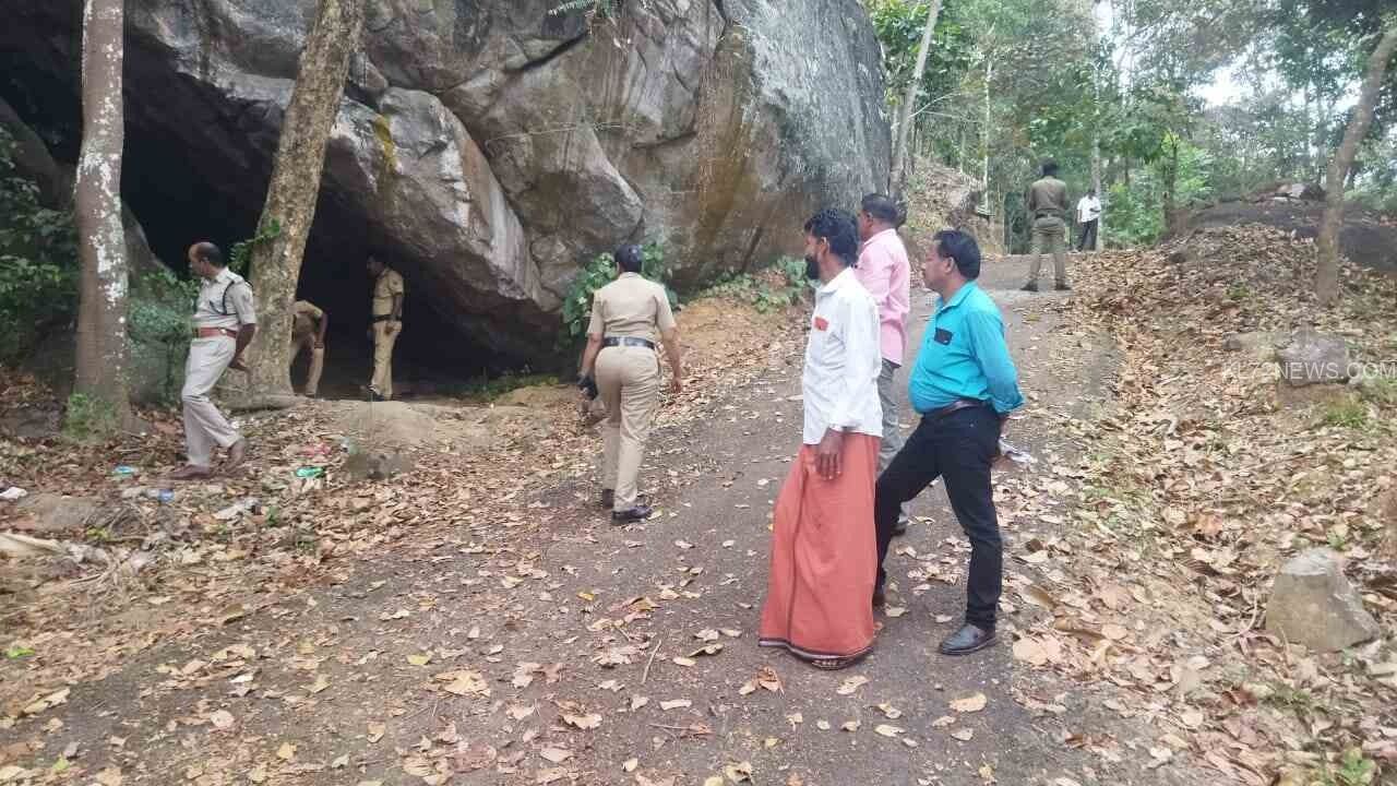 ff946ee9-4f07-48f2-8cbc-e0802702ec54