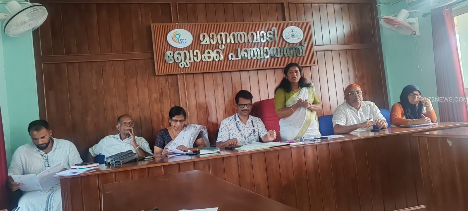 3d15726a-434a-45a4-a819-591f1a3bd89c