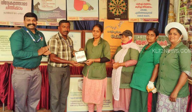 വള്ളിയൂർക്കാവ് ഉത്സവ നഗരിയിൽ വിമുക്തി മിഷൻ മത്സരങ്ങൾ