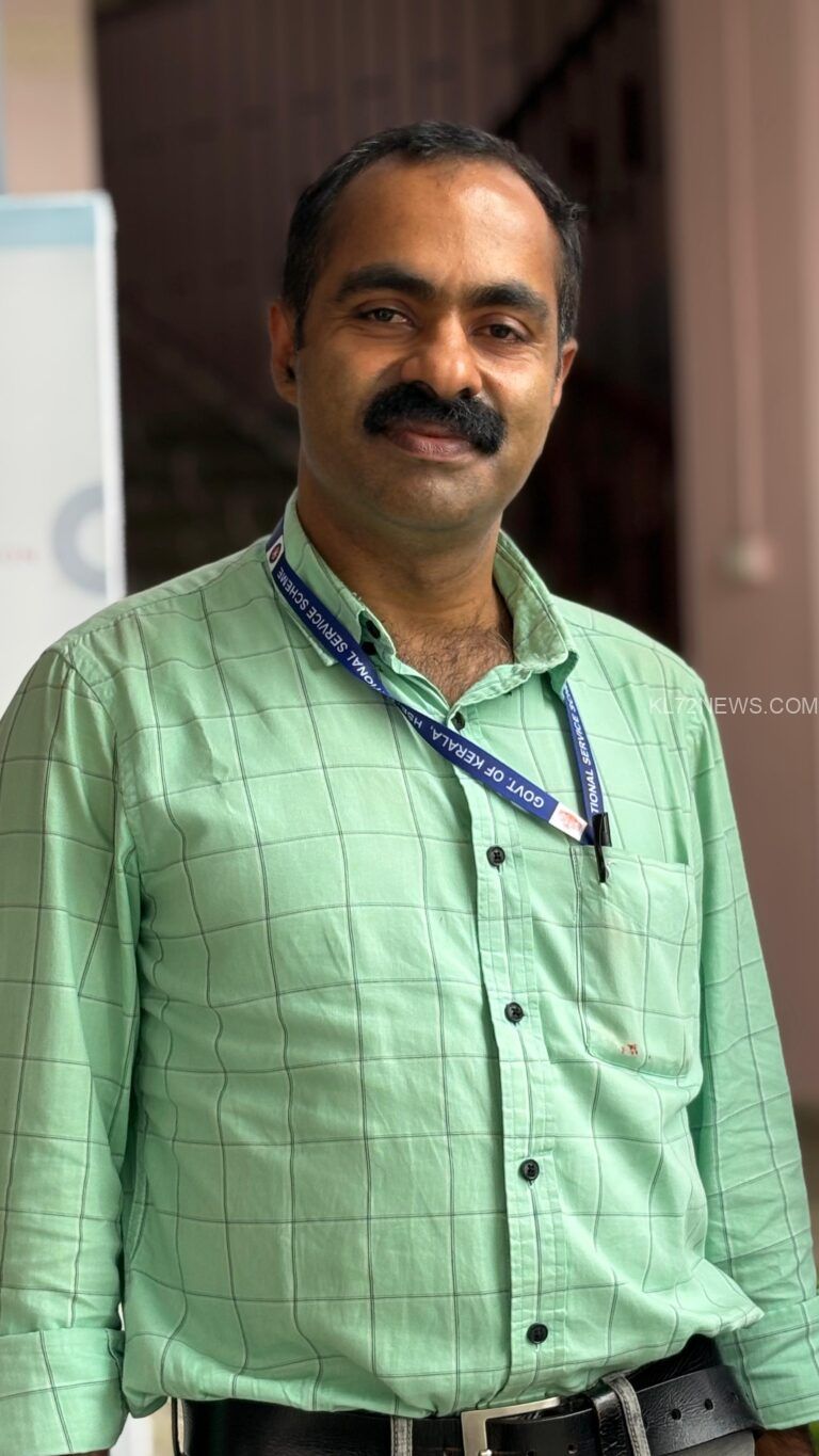 എം കെ രാജേന്ദ്രന് ഡോക്റ്ററേറ്റ് ലഭിച്ചു.