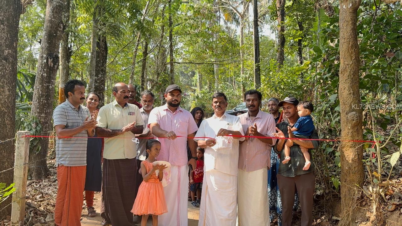 6c7847db-a74c-4c5a-aaab-8e566fcb9838